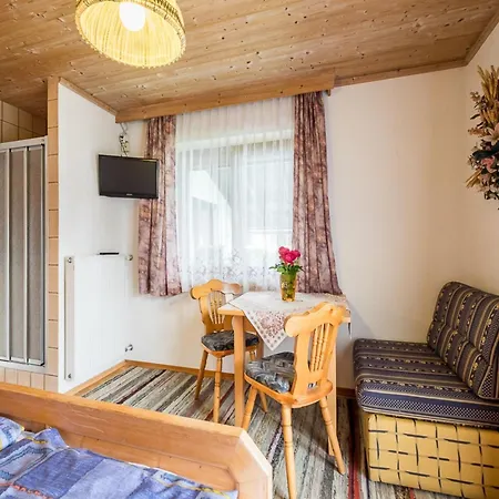 In Near Spieljoch Lift, Cleaning Included Appartement